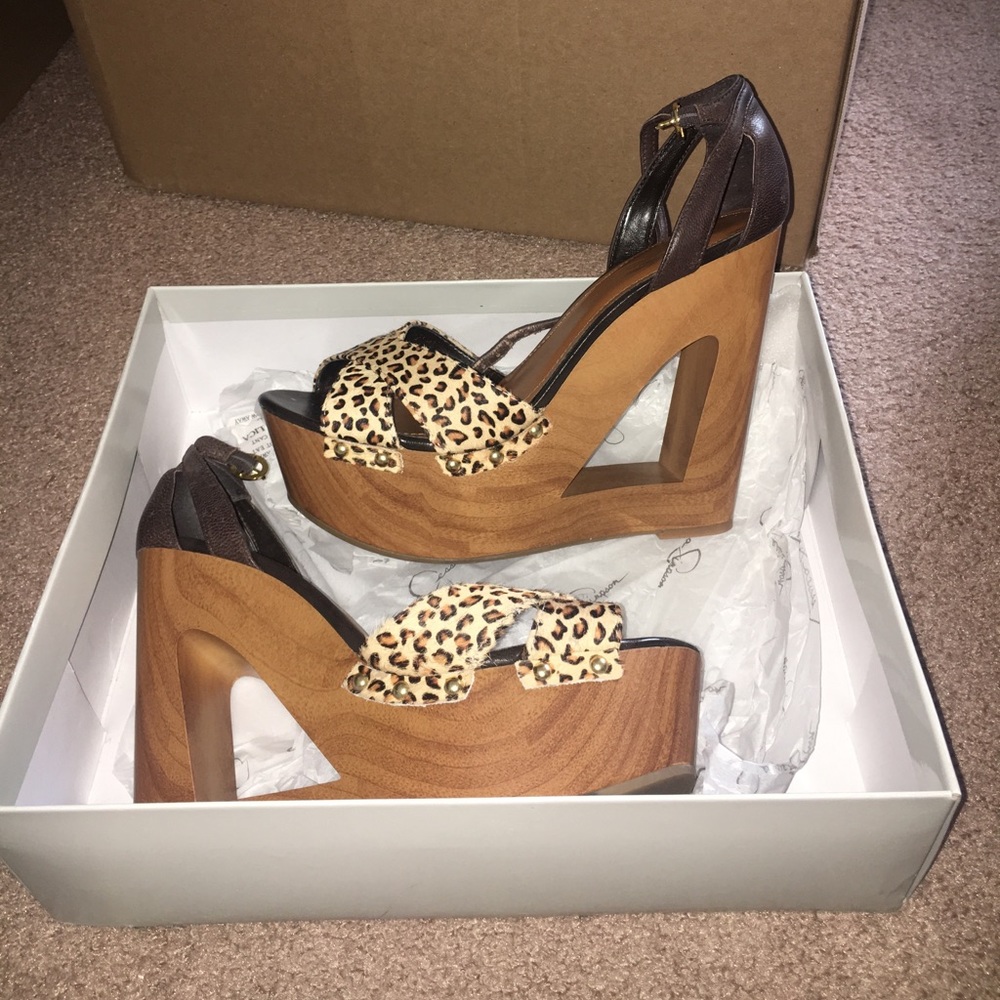 Jessica Simpson heels